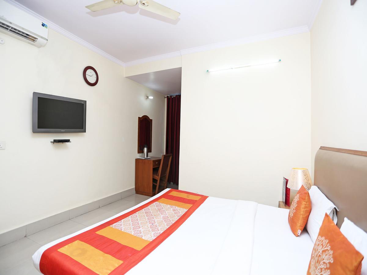 Oyo 10788 Hotel Harisons Continental Patna (Bihar) Exterior photo