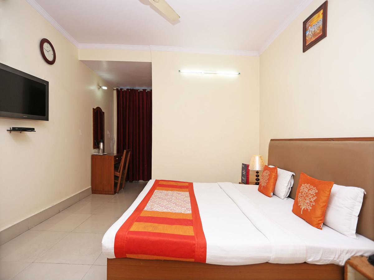 Oyo 10788 Hotel Harisons Continental Patna (Bihar) Exterior photo
